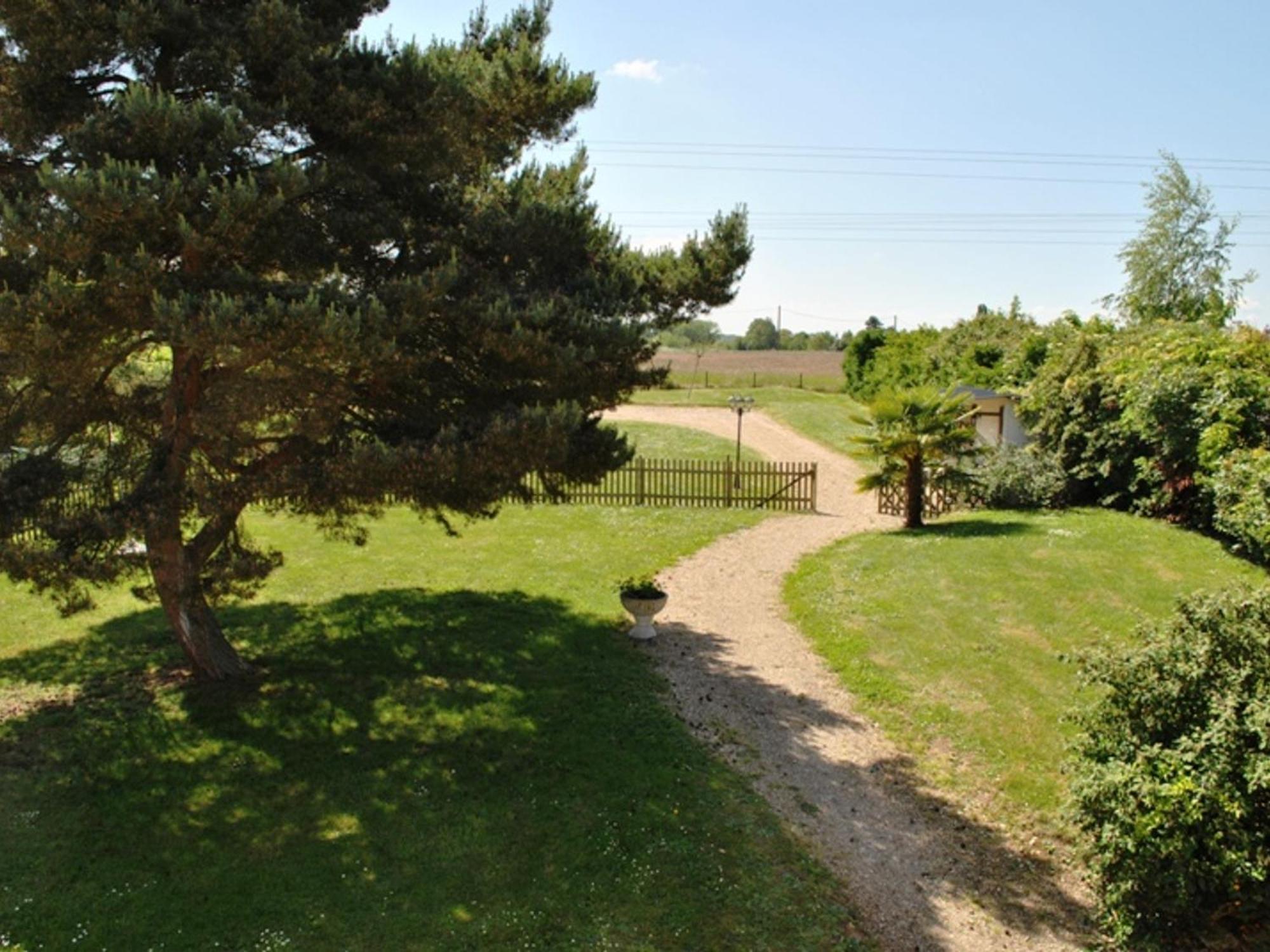 Gite De Charme Pres Des Chateaux De La Loire Avec Jardin, Terrasse Et Equipements Pour Familles - Fr-1-381-359 Azay-sur-Cher المظهر الخارجي الصورة
